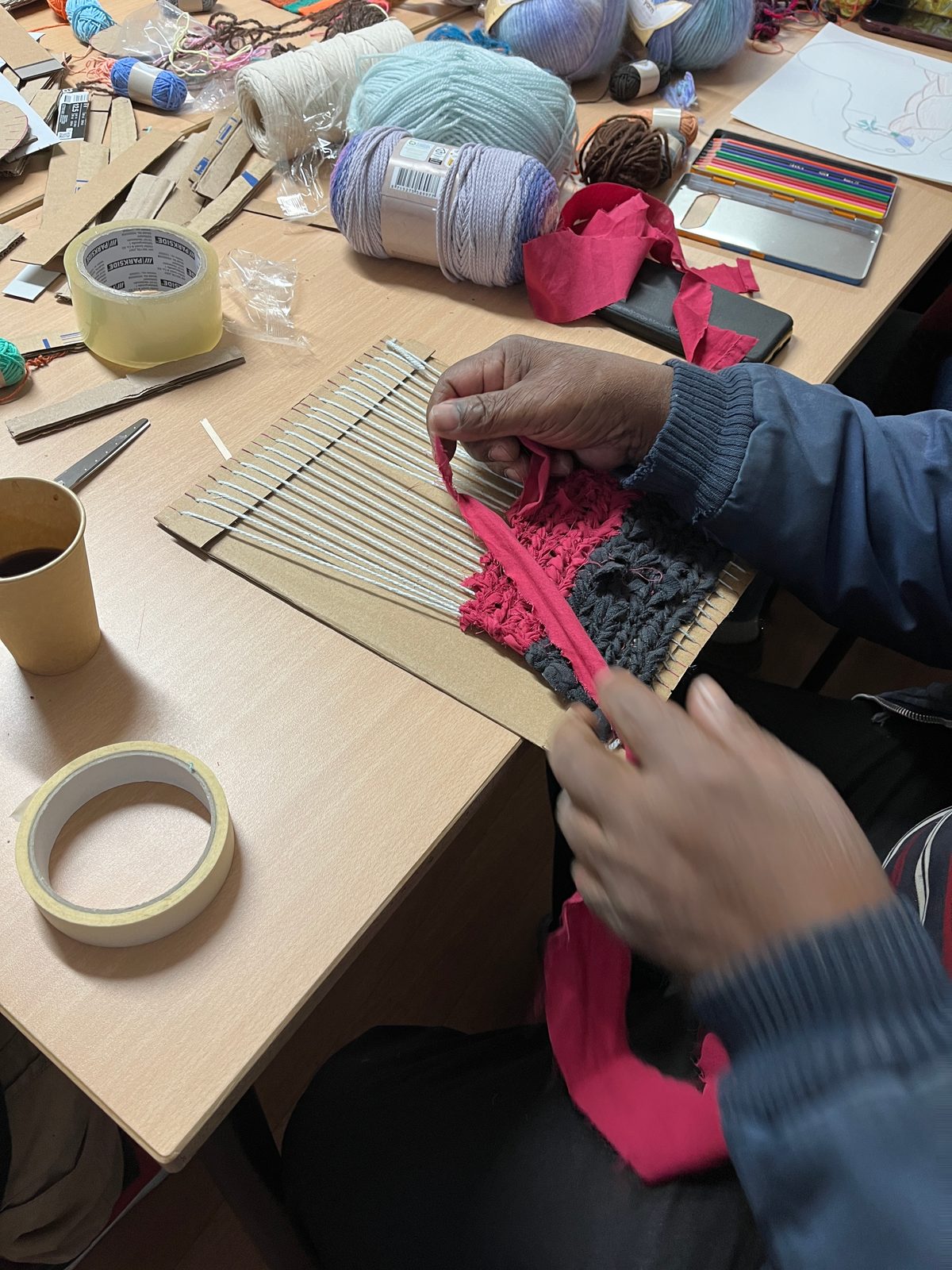 Fabrication d'un métier à tisser en carton